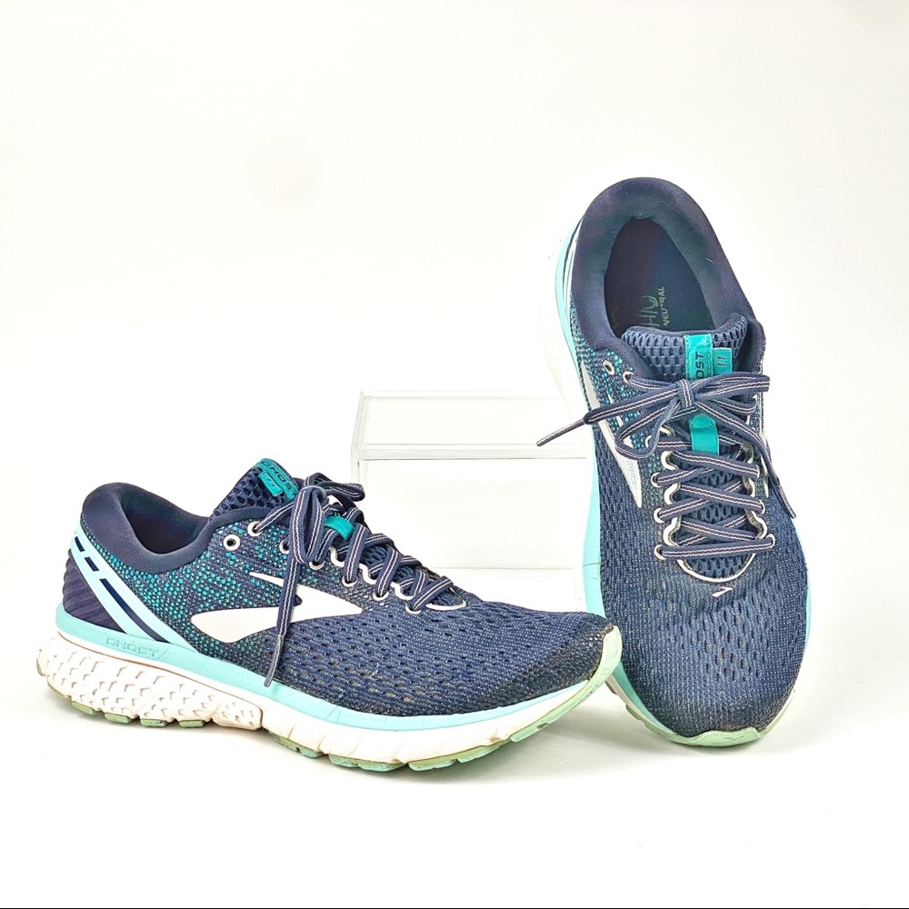 Brooks Womens Ghost 11 Running Shoes Sneakers Size 9.5 M Blue Aqua Athletic